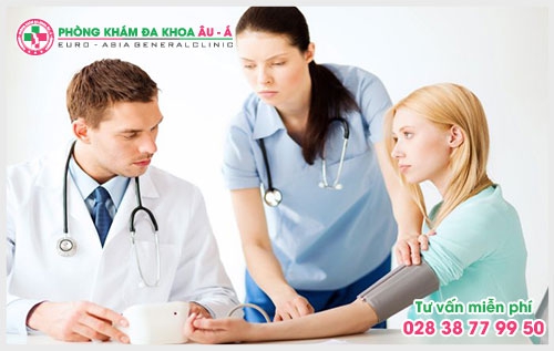 thong-tin-ve-chi-phi-dieu-tri-viem-vung-chau